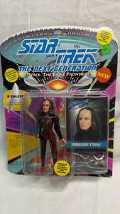 lot 164 image: Star Trek The Next Generation Ambassador KEhleyr Action Figure by Playmates