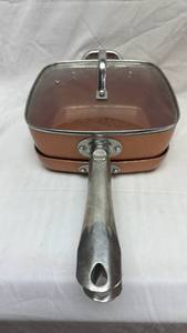 lot 175 image: Copper Chef 9.5-Inch Square Non-Stick Sauce Pan & Fry Pan with Glass Lid