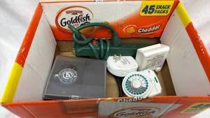lot 191 image: Lot of Mechanical Electrical Outlet Timers and Outdoor Extension Cord