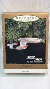 lot 236 image: Hallmark Keepsake Magic Ornament Star Trek TNG U.S.S. Enterprise NCC-1701-D Blinking Light 1993