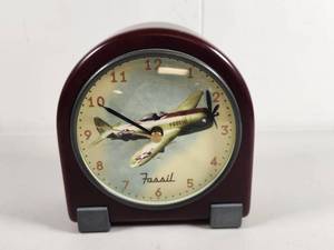 lot 110 image: Fossil Airplane Desk Clock
