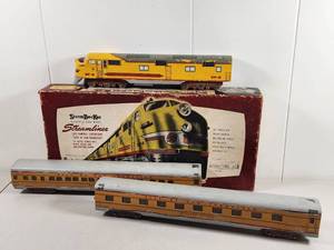 lot 125 image: StromBecker City of San Francisco Streamliner Scale Model Train Set with Box