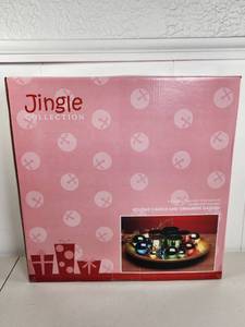 lot 199 image: Jingle Collection Holiday Candle and Ornament Garden Set