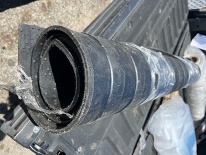 lot 373 image: Heavy Duty 8 Rubber Truck Bed Mat - Ripped Design