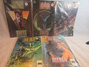 lot 1013 image: Batman Legends of the Dark Knight DC Comics Issues #28-31 &amp Mercy - 5 ct