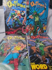lot 1071 image: DC Outlaws Mini-Series Comic Lot Issues #1-4 The Legend of the Man Called Hood