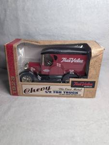 lot 3007 image: Ertl Collectibles 1923 Chevy 12 Ton Truck True Value Hardware Die-Cast Coin Bank