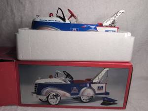 lot 3100 image: 1940 Gendron Tow Truck Pedal Car Bank �� Big A Auto Parts