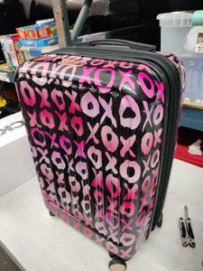 lot 20874 image: Jessica Simpson XOXO Rolling Suitcase