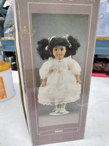 lot 20897 image: Decor and More Tierra Porcelain Doll