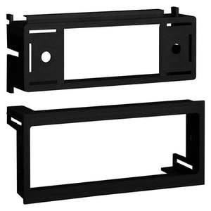 lot 35974 image: Metra WM-GMK03 Radio Installation Kit for General Motors 82-up