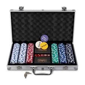 lot 20902 image: Blksmith 300 Pcs Deluxe Tournament Edition Poker Set With Carrying Case