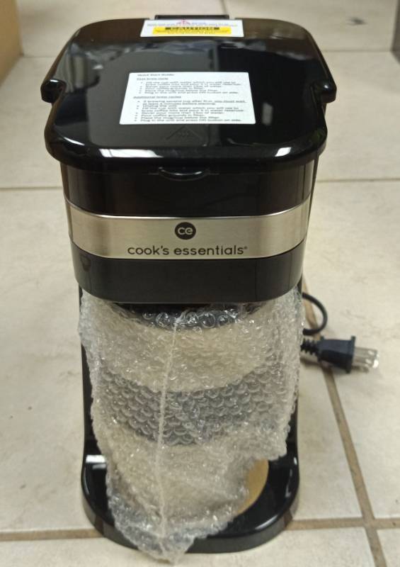 lot 273 image: Cooks Essentials Single Serve Coffee Maker
