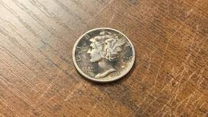 lot 2 image: 1936-S Mercury Silver Dime Coin 90% Silver