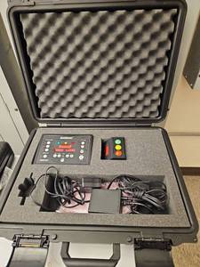 lot 10419 image: DSAN Limitimer PRO-2000 Presentation Timer System with Signal Light and Case