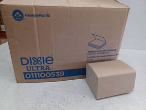 lot 15910 image: Pacific-Georgia Dixie Ultra 011100539 Interfold 2 Ply Napkin Dispenser Refill, Brown