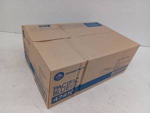 lot 15923 image: Georgia Pacific Pacific Blue Basic 2 Ply Facial Tissue