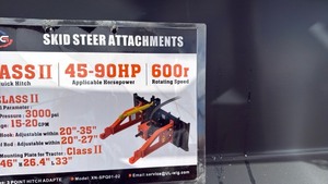lot 526 image: WIG Skid unused Steer 3-Point Hitch Adapter Attachment Class II Model XN-SPQ01-02