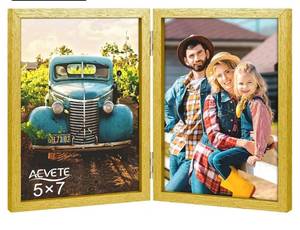 lot 58122 image: 5x7 Double Hinged Wood Folding Picture Frame Gold - Retail $18