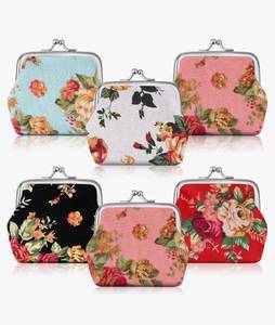lot 58144 image: 6 Pack Floral Canvas Mini Coin Purses - Retail $9