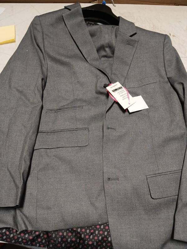 lot 32456 image: Isaac Mizrahi Boys 2PC Wool Blend Suit Size 16 - Retail $75