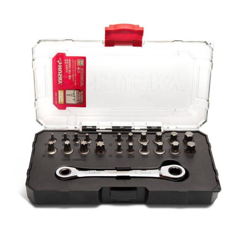 lot 7838 image: 21-Piece Insert Bit Set missing T50 bit - Retail $44