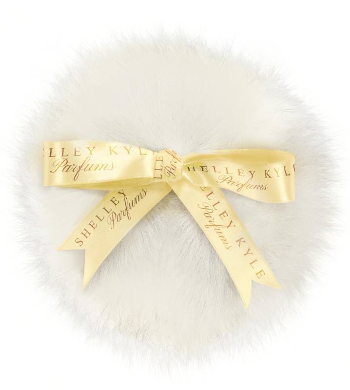 lot 28929 image: Shelley Kyle Classic Powder Puff, Handmade, Lambs Wool Dusting Powder Puff 7x7 Inches, 1 Count - Retail $40
