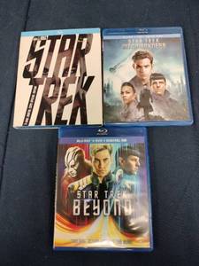 lot 62005 image: Set of 3 Star Trek Blu-Rays