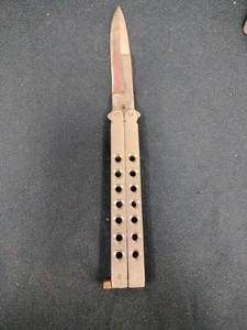 lot 62046 image: balisong butterfly knife