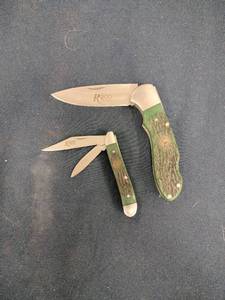 lot 62051 image: Remington R200 Limited Edition 2 Knife Collector Set
