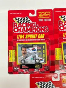 lot 62106 image: RACING CHAMPIONS WORLD OF OUTLAWS LOT OF 3 DIE-CAST CARS 164 SCALE