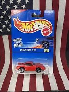 lot 62118 image: 1995 Hot Wheels Porsche 911, Collector #590