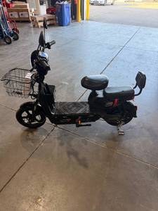 lot 54023 image: IREV-BLACK - IRANCH - Black Electric Motorcycle - Unused  Assembly Required 
