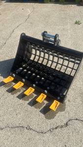 lot 56039 image: Mini Excavator Skeleton Screening Bucket