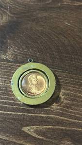 lot 40425 image: Lincoln Penny Coin Pendant Charm