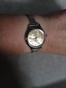 lot 6092 image: Westclox Ladies Mechanical Wristwatch with Expansion Band