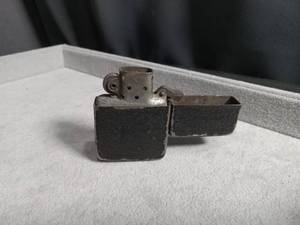 lot 6138 image: Zippo Black Crackle Lighter