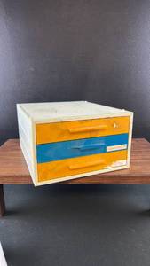 lot 6462 image: Plastic Desktop Drawer Organizer with Colorful Drawers