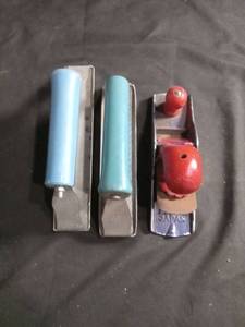 lot 50306 image: Globe Master No. 9-42 Block Plane and Hand Scraper Set