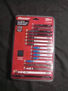 lot 50317 image: Bauer 30-Piece T-Shank All Purpose Jigsaw Blade Assortment