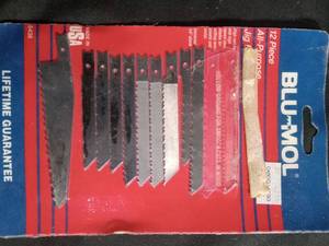 lot 50318 image: Blu-Mol 12 Piece All-Purpose Jig Saw Blade Set