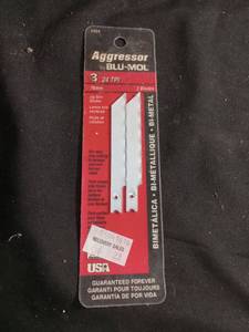 lot 50319 image: Blu-Mol Aggressor 3-Inch 24 TPI Bi-Metal Jig Saw Blades 2-Pack