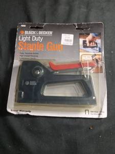 lot 50337 image: Black & Decker Light Duty Staple Gun 1000E