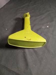lot 50487 image: Metlor Green Plastic Lawn Sprinkler Head