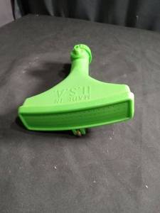 lot 50488 image: Green Plastic Fan Spray Nozzle Head Made in USA