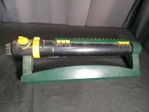lot 50494 image: Melnor Oscillating Lawn Sprinkler