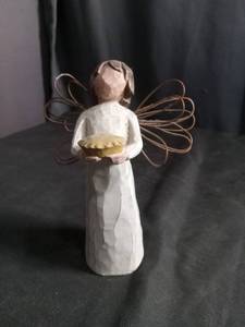 lot 50457 image: Willow Tree Angel of the Hearth Figurine by Sue Lordi