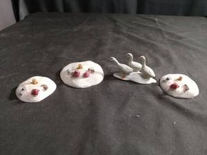 lot 50465 image: Porcelain Geese Figurine with Snow Base Accent Pieces Set