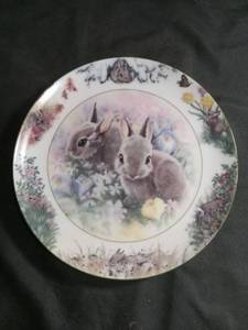 lot 50472 image: Crestley Collection Backyard Buddies April Outing Collector Plate by Sarah Woods