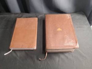 lot 5769 image: Leather Bound Bible Study Books Set